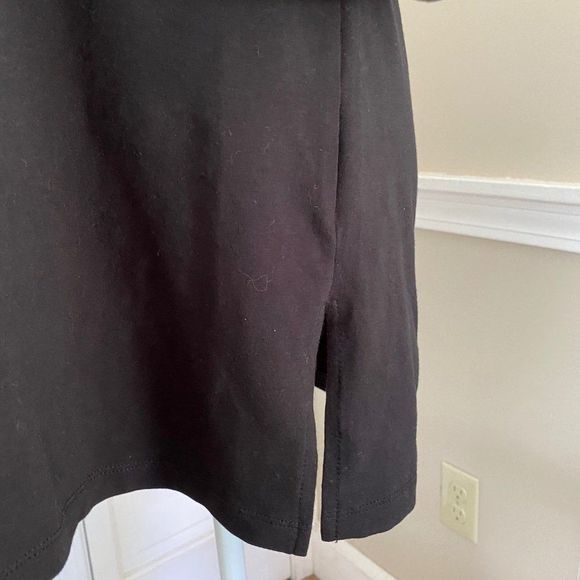 Susan Graver Style Black Top ¾ Length Sleeves Floral Embroidery SZ M - Picture 8 of 10